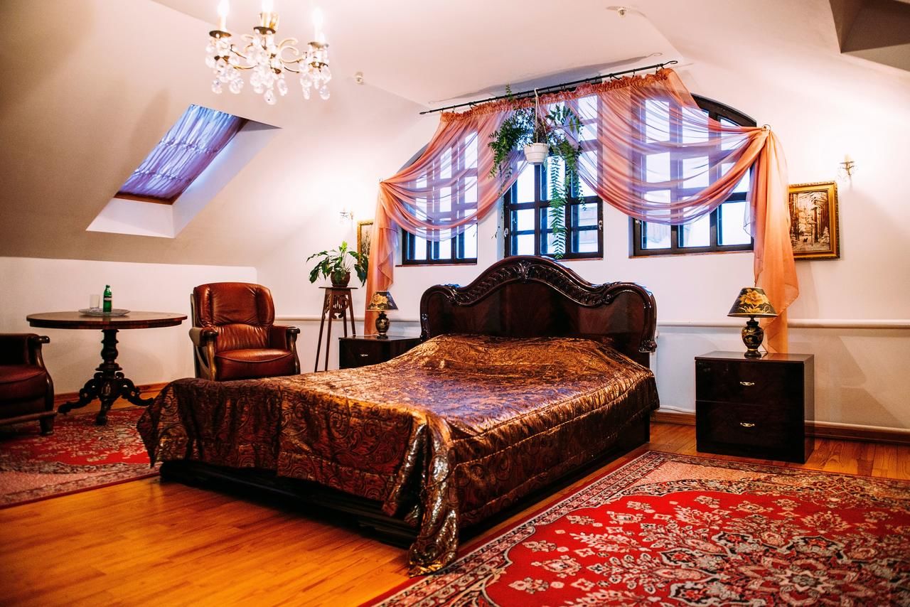 Отель Antique House Hotel Дубно-34